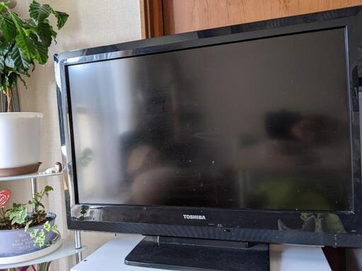 お譲り先決定☆　TOSHIBA REGZA　32型液晶テレビ