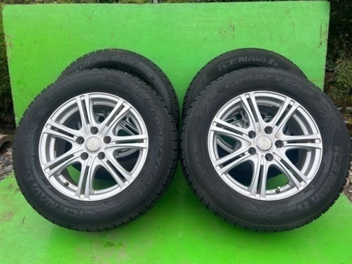 215/65/16 エルグランド　エスティマ