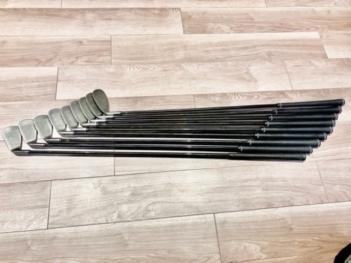 【格安！！】ゼクシオ　アイアンセット一式※即決割あり