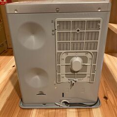 石油ストーブ（トヨトミ石油ファンヒーター）の画像