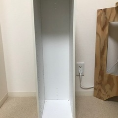 白カラーボックスの画像