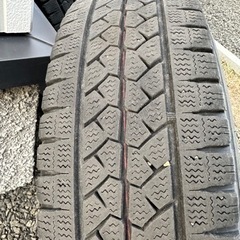 ！決まりました！ハイエーススタッドレスタイヤ　15インチの画像
