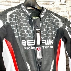 [未使用] MFJ公認 BERIK ハイグレード レーシングスーツ 54の画像