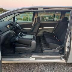 h21年、アイシス！コミコミ価格！車検来年11月！バックカメラ！乗って帰れる！の画像
