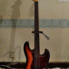 中古エレキベース　Mavis JB　