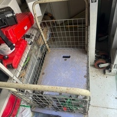 カゴ台車