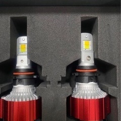 ヴェレーノ・ハイエース200系（ホワイト・イエロー）の画像