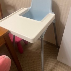 キッズテーブル