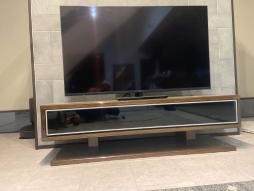 テレビボード、テレビ台