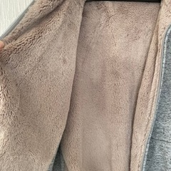 セール中‼️  ユニクロ　パーカーの画像
