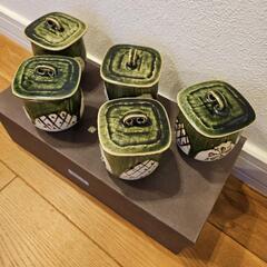 茶碗蒸しの器の画像