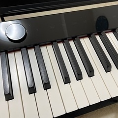 電子ピアノ CASIO px-s1000 BK スタンドありの画像
