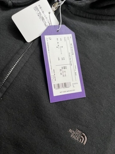 新品タグ付THE NORTH FACEブラックパーカー