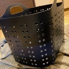 【良品】青いカゴの画像
