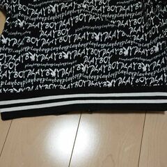 PLAY BOYパーカーLサイズ　レディースの画像