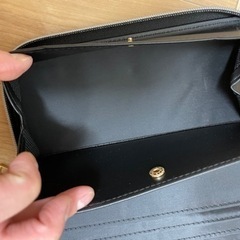 SHIPS財布の画像