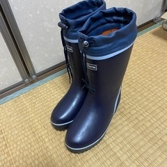 防寒長靴　23.0センチ