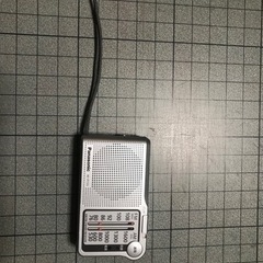 パナソニック　小さなラジオRF-P155