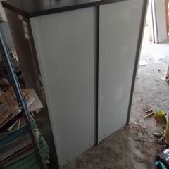 小型の中古物置・収納庫の画像