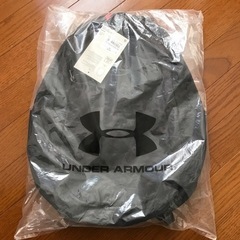 半額以下　アンダーアーマー　リュックサック　新品未使用の画像