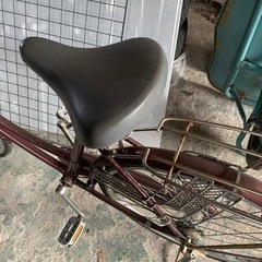 自転車　赤？の画像