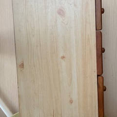 小引き出し　3段　合板ではなく、しっかりした板で作られています。　縦21.5cm  横16.5cm 高さ38cmの画像
