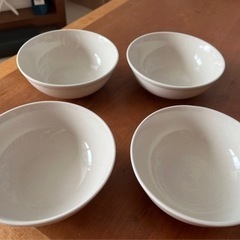 IKEA イケア　お皿4枚セット
