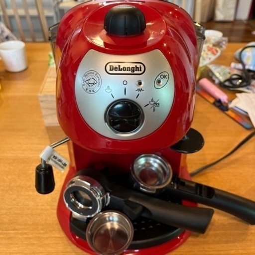 デロンギ　エスプレッソメーカー　EC200 コーヒー