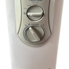 TEKNOS テクノス オイルヒーター TOH-1201 暖房器具 コンパクト  移動式 白  1200W 中古品 動作品の画像