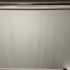 ニトリ　ロールスクリーン　遮光