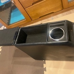 ジムニーJB64、74専用コンソールボックス、アームレストの画像