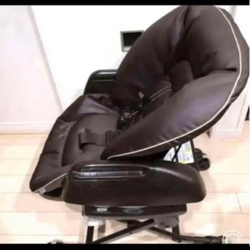 コンビ　ネムリラ 　オート4キャス  ロッタ  ブラウン