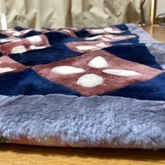 お値下げしました‼️《未使用》リアルムートンカーペット ムートンラグ