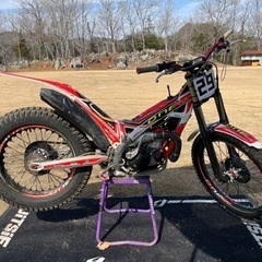 セル付き　トライアルバイク　競技車　2スト