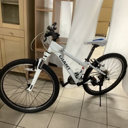 GIANT ジャイアント　snap マウンテンバイク　自転車　26インチ　21段変速