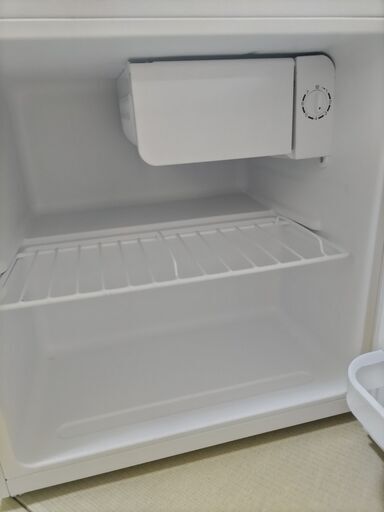 46リットル　冷蔵庫　売ります