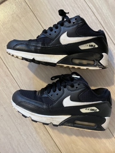 NIKE エアマックス　23.5cm スニーカー