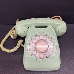 レトロ‼️アンティーク 緑電話の画像