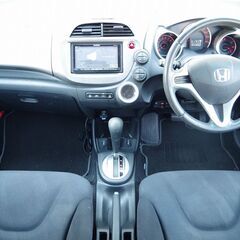 【📱契約をLINEで🎵】ホンダ　フィット　X【🚙自社ローン🚙】の画像