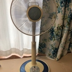 【決まりました】《0円》扇風機　訳あり