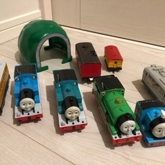 プラレール　トーマス　パーシー　おしゃべりパーシー