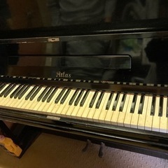 アップライトピアノの画像