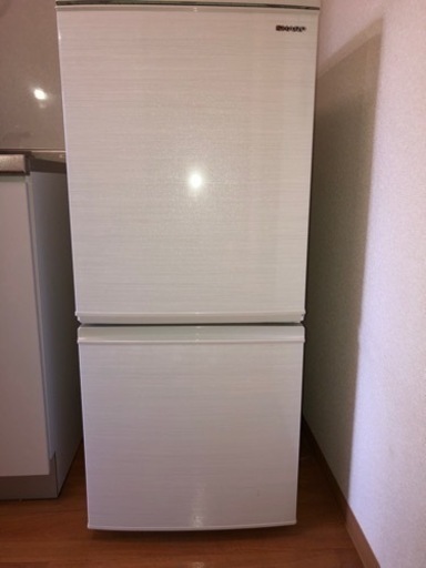 シャープ冷蔵庫　137L  2020年