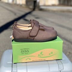 介護シューズ  徳武産業「ケアシューズ  あゆみ ダブルマジックIII」茶 サイズ３Ｌ(25.0〜25.5cm)の画像