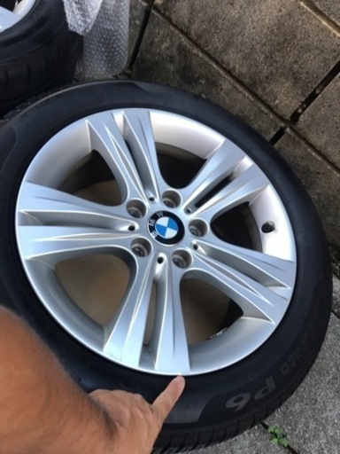 BMW純正ホイール綺麗です。山有りピレリタイヤ付