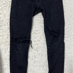 AZUL BY MOUSSY ダメージスキニー　２本の画像