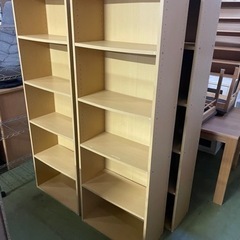 少し大きめの棚8台(バラ売り可)