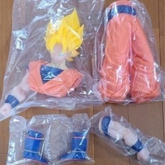 ドラゴンボ ールZ 組立式スーパーサイズソフトフィギュアの画像