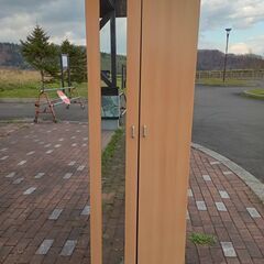 【直接引渡し可能な方限定】鏡付きクローゼット（羅臼町役場環境生活...