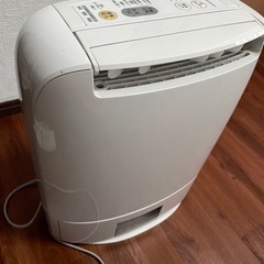 【ジャンク品】衣類乾燥除湿器